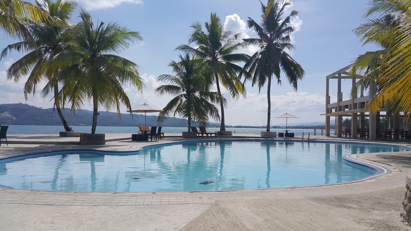 Maluku resort & Spa (voorheen Baguala Bay) Natsepa